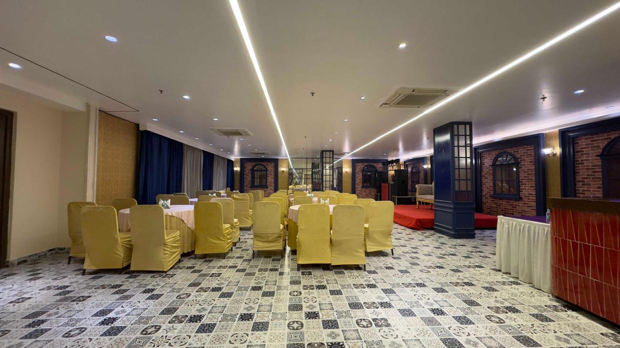 วู้ดแอปเปิล เรซิเดนซี นิวเดลี แอนด์ เอ็นซีอาร์ Hotel ภายนอก รูปภาพ
